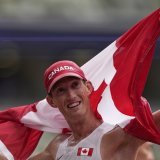 Evan Dunfee a décroché samedi son 1er titre mondial KEYSTONE/AP/Petr David Josek